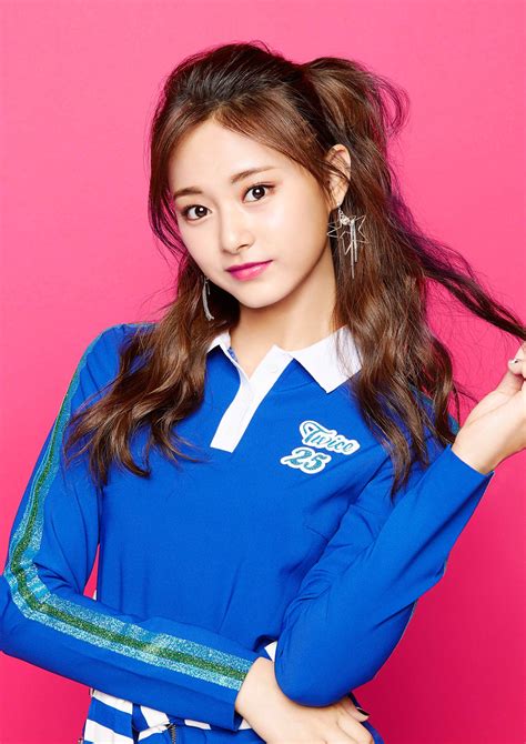 tzuyu de twice